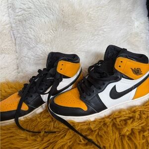 Air Jordan Nike Kids High-Top Sneakers - Black, White, Orange